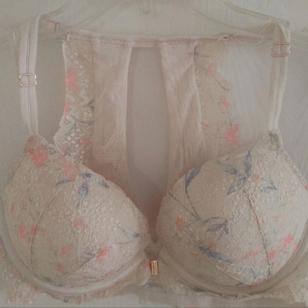 Victoria secret bra size 36C